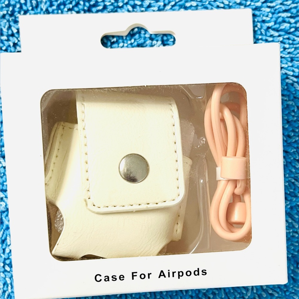 AirPods faux leather Case with carabiner & pink silicone neck wrap